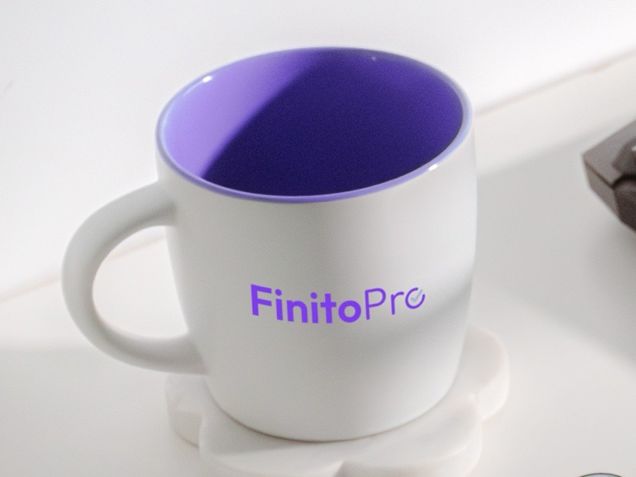 Keramiktasse mit vierfarbigem Rundum-Druck des Firmenlogos